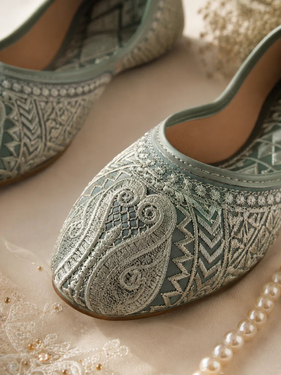 Sage Green Silver Embroidered Jutti