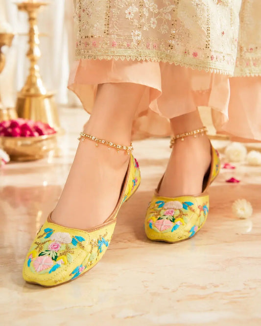 Basant Bahar Jutti