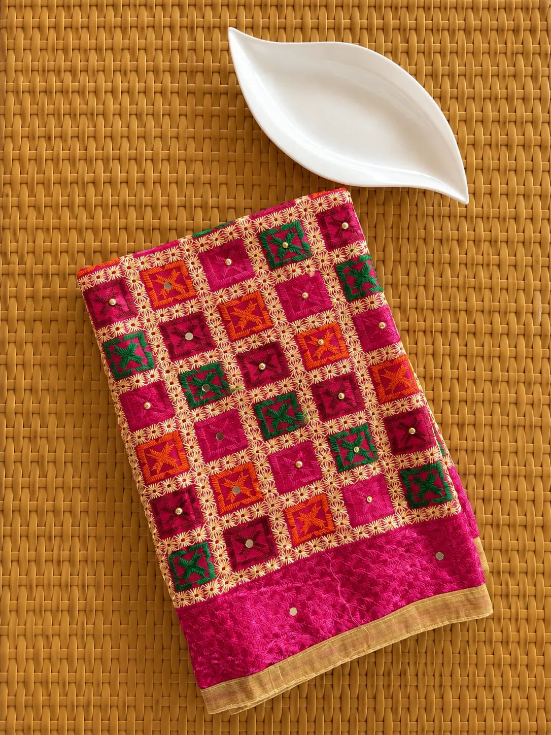 Classic Punjabi Dupatta Design