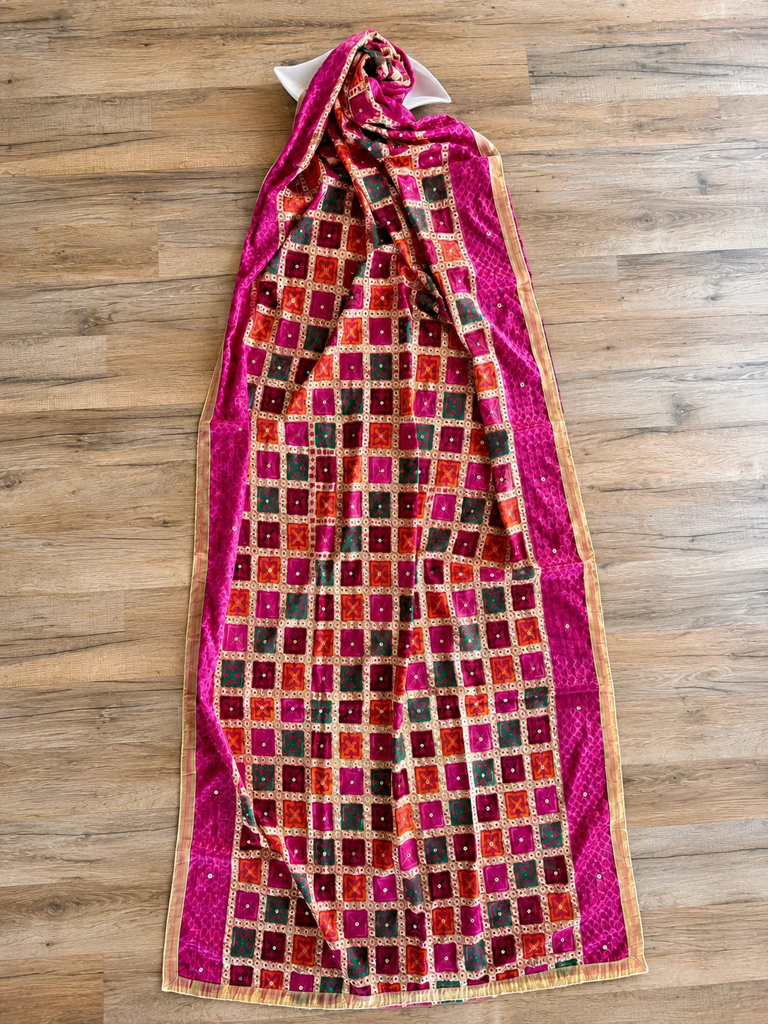 Classic Dupatta Design