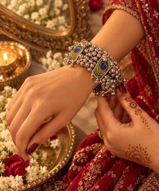 Mayur Morpankh Heritage Kada