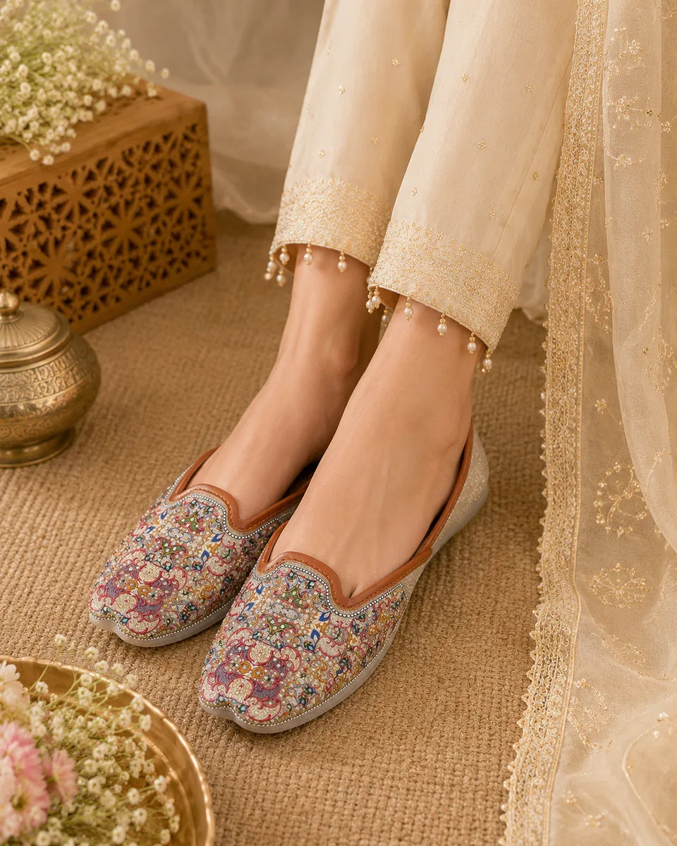 Multicolor Paisley Embroidered Jutti