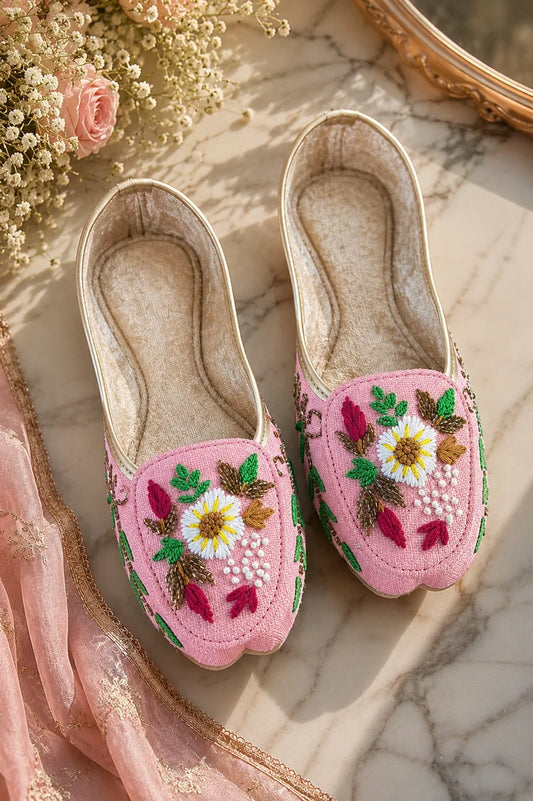Pink Floral Embroidered Jutti