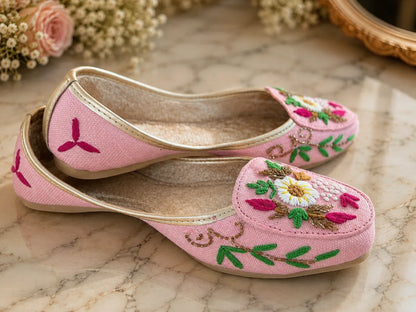 Pink Floral Embroidered Jutti