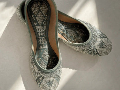 Sage Green Silver Embroidered Jutti