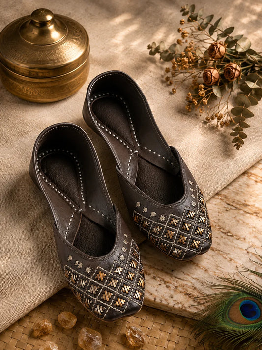 The Chits Brown Handwoven Artisan Leather-Look Jutti