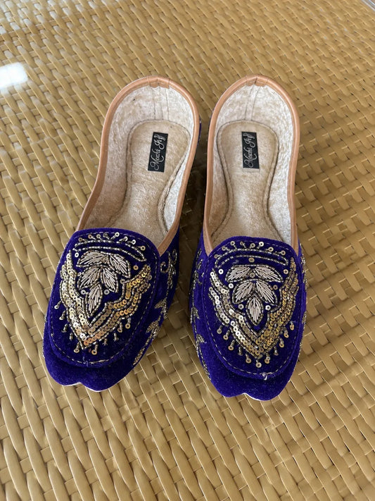 The Chits Royal Blue Velvet Hand-Embroidered Women's Jutti